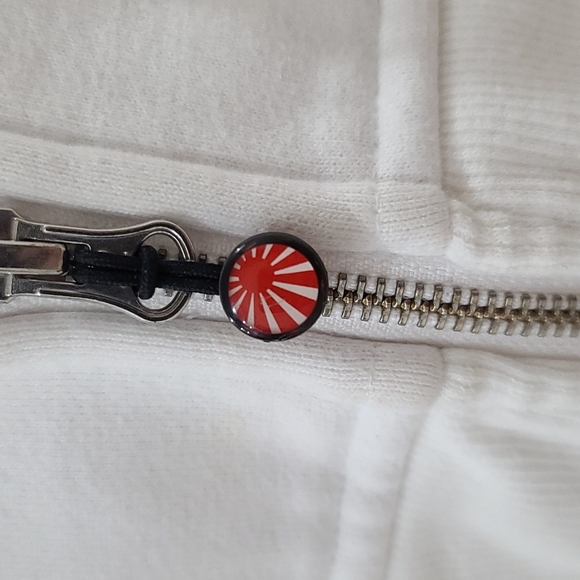 lululemon athletica White and Red Women's Top - Picture 6 of 6